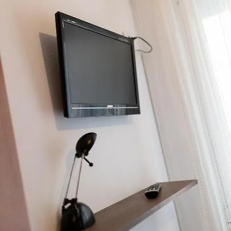 Galerius Kis Apartman By Bltn *