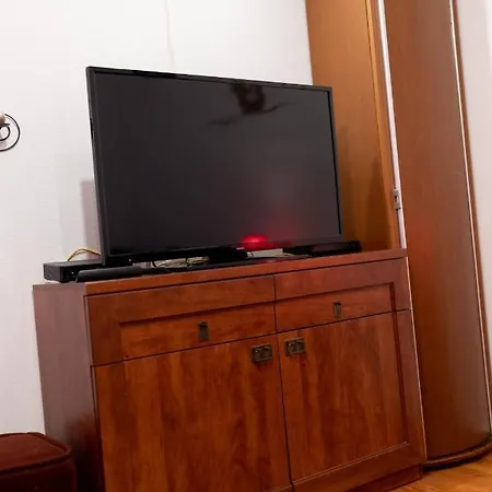 Galerius Kis Apartman By Bltn Apartament