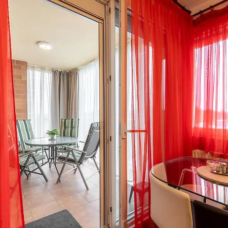 Galerius Kis Apartman By Bltn